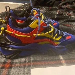 These are custom balenciaga’s